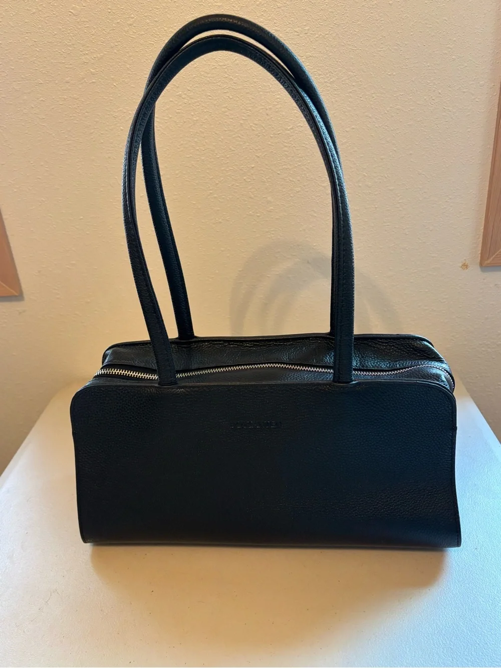 Bostanten Black Pebble Leather Shoulder Bag with Front Zip Pocket - Picture 3 of 13